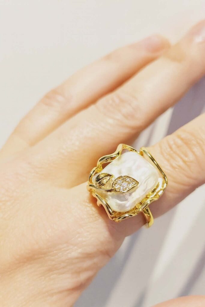 Pearl ring