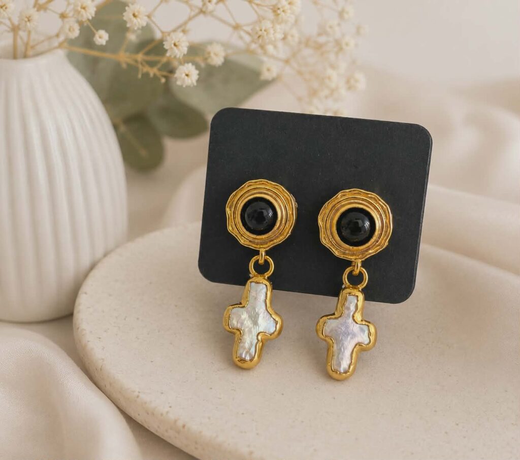Onyx&Pearl Earrings