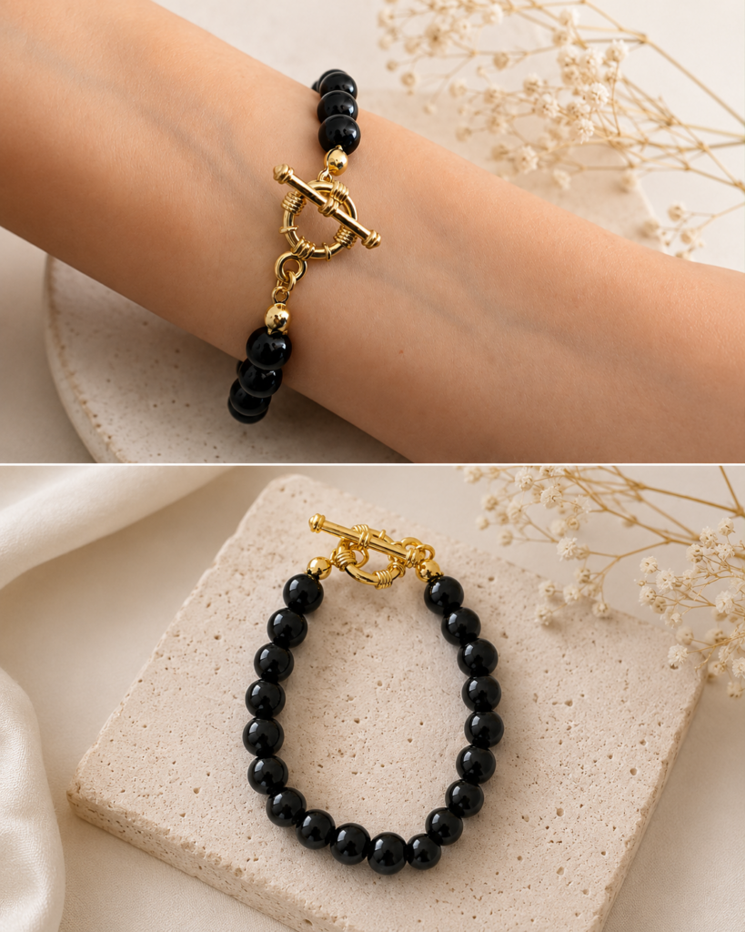 Bracelet with onyx